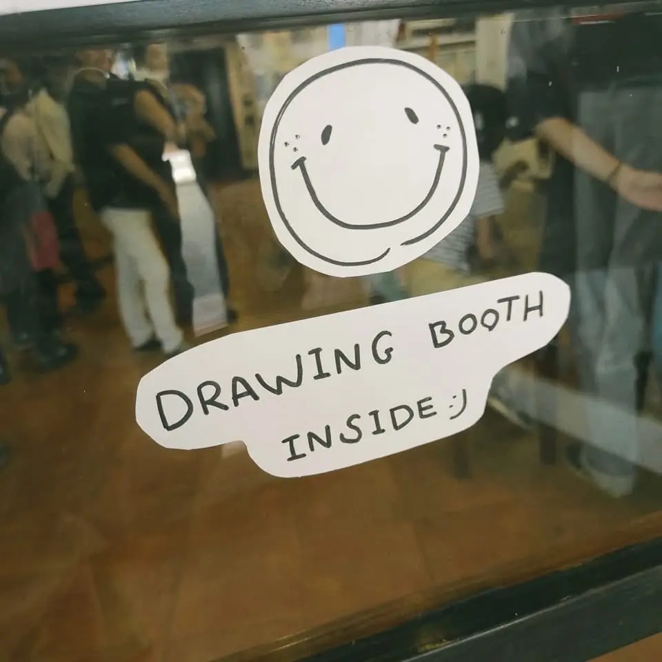 Smile at me :-) drawing booth